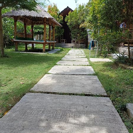 Bale Hostel Kuta (Lombok) Exterior foto