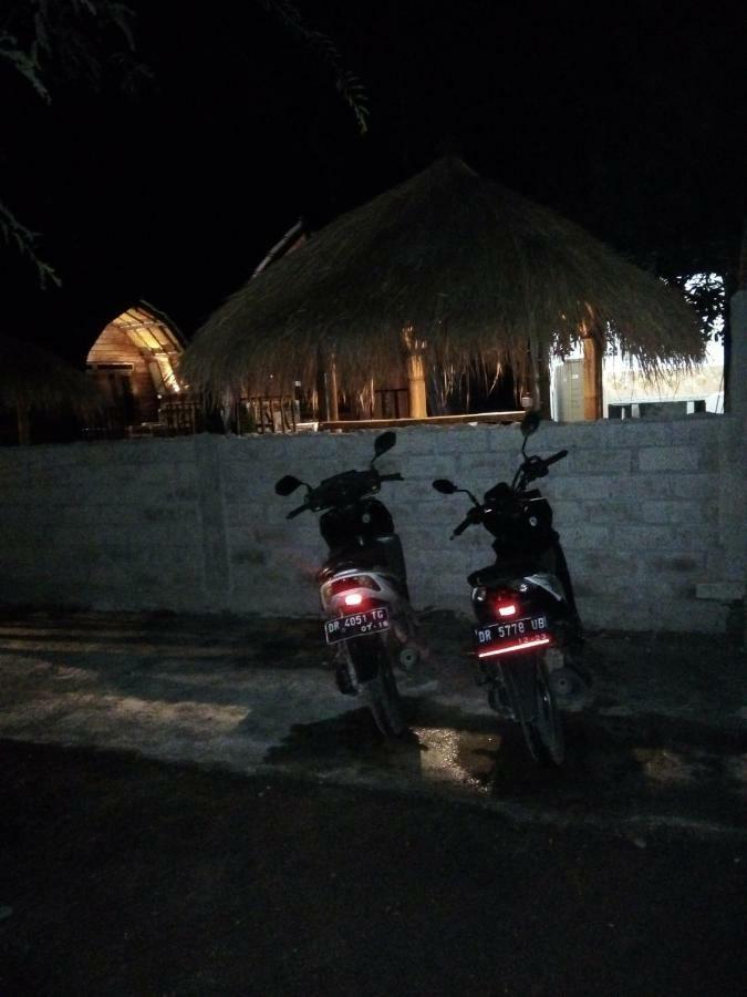 Bale Hostel Kuta (Lombok) Exterior foto